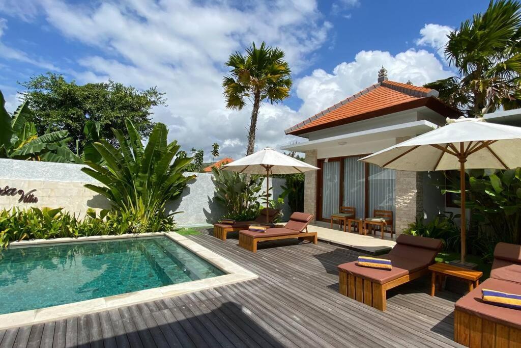 Nau Nusa Villa Batununggul Exterior foto