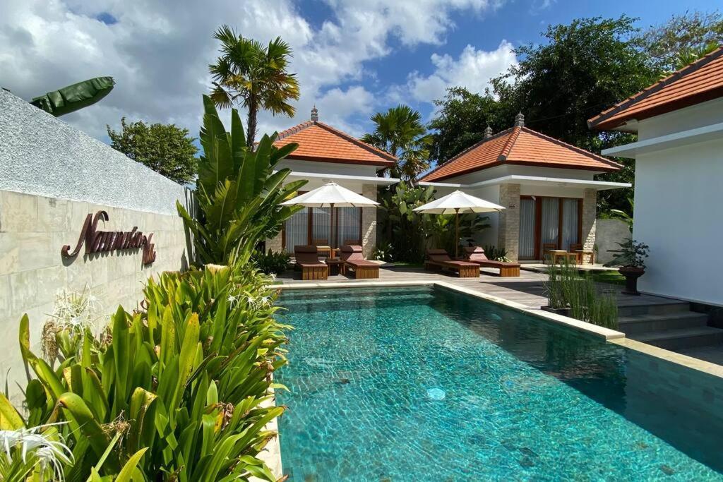 Nau Nusa Villa Batununggul Exterior foto