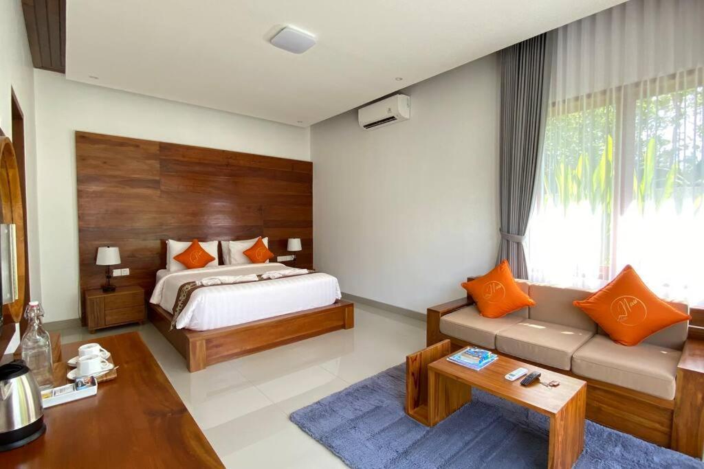 Nau Nusa Villa Batununggul Exterior foto